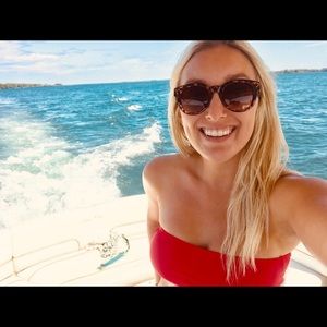 Meet your Posher, Melissa